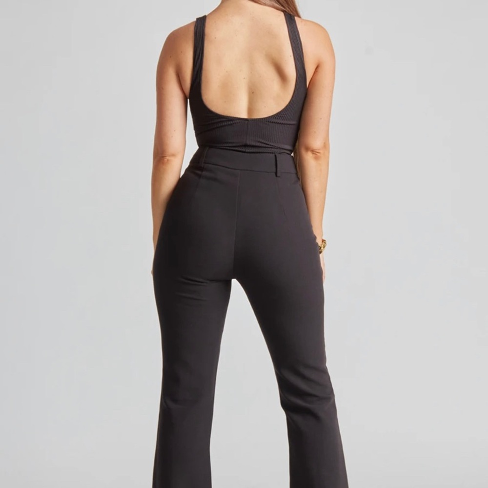Dress pants/ trousers